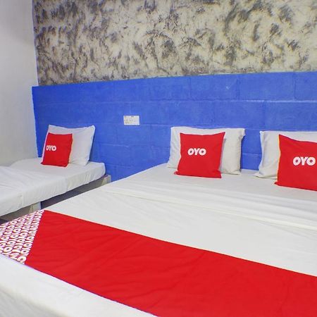 Oyo 90114 Home Rest Hotel Skudai Exterior photo