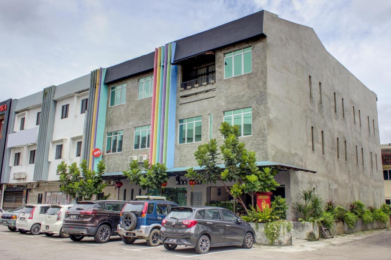 Oyo 90114 Home Rest Hotel Skudai Exterior photo